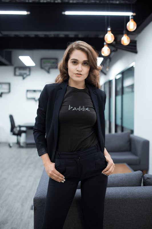 Wear Your Confidence: How Statement Tees Empower You - Smith's Tees