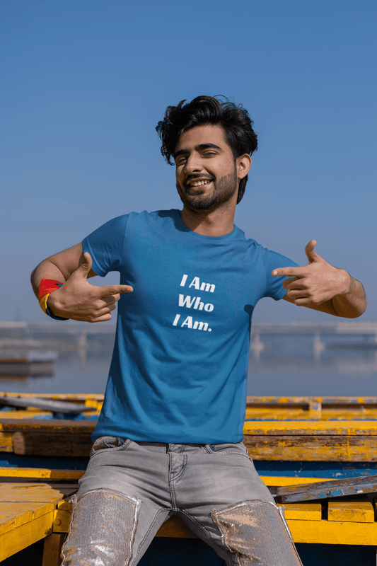 Empowering Statement Shirt - I Am Who I Am - Unisex - Smith's Tees